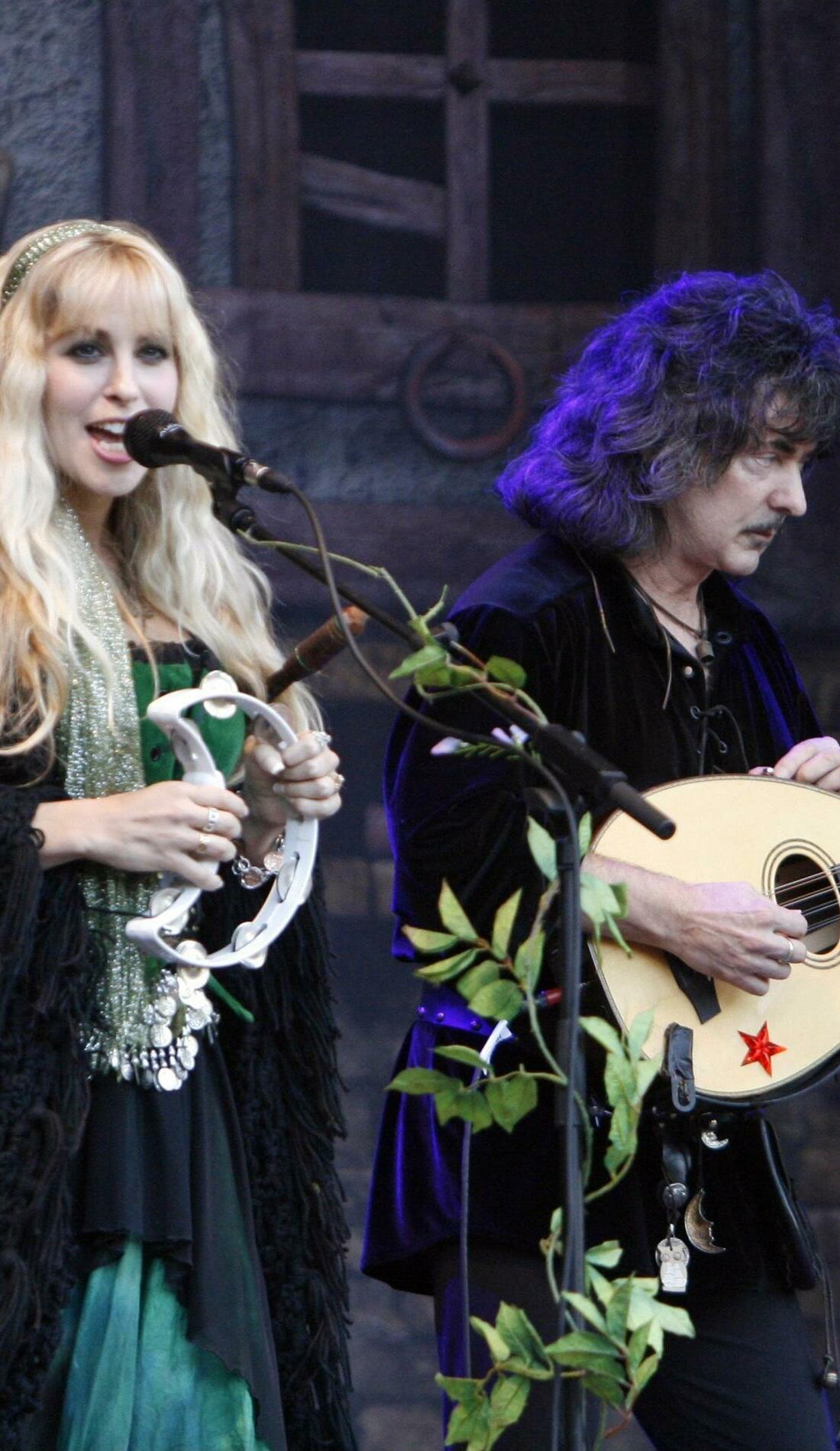 Blackmore's Night Concert Tickets, 2024 Tour Dates & Locations SeatGeek