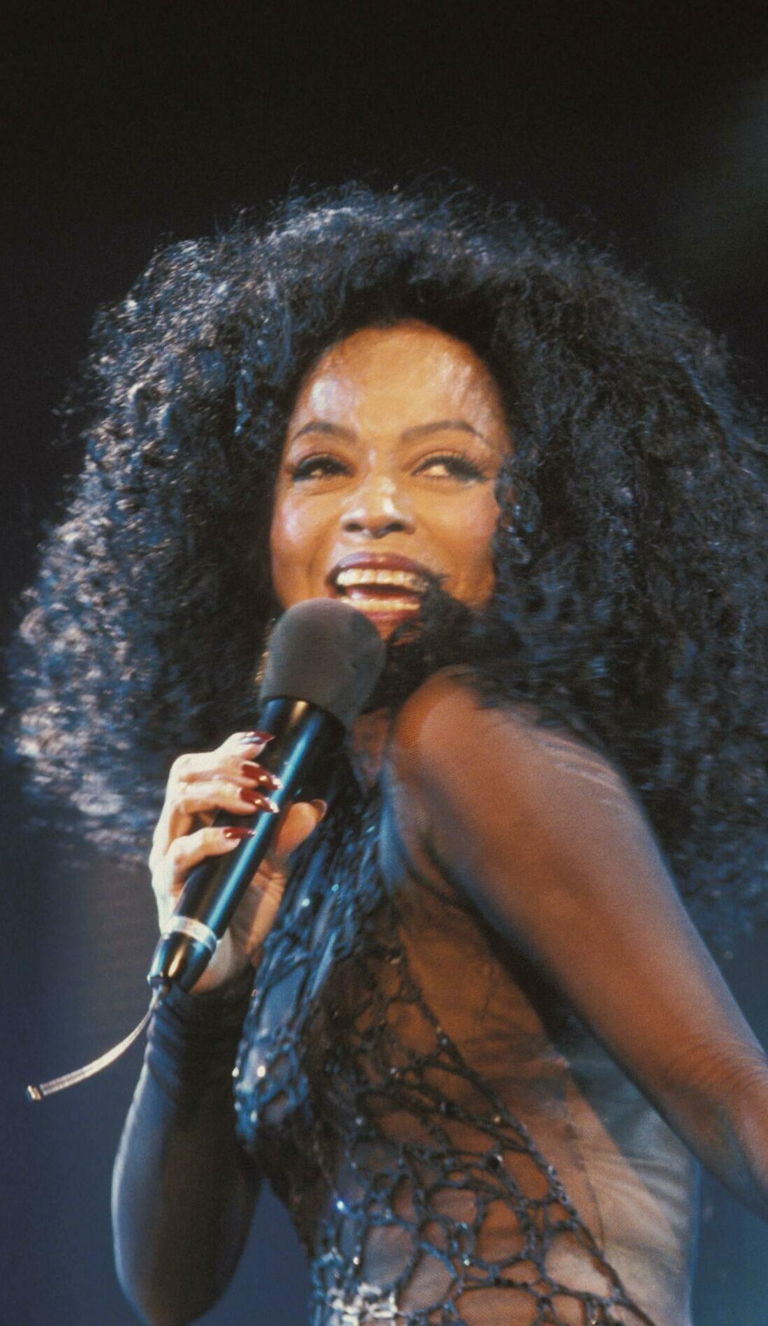 Diana Ross Dazzles During First U.S. Tour Since 2020