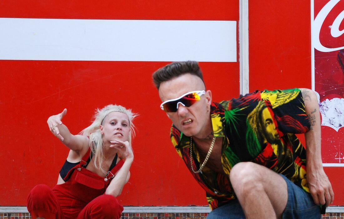 Die Antwoord (16+)