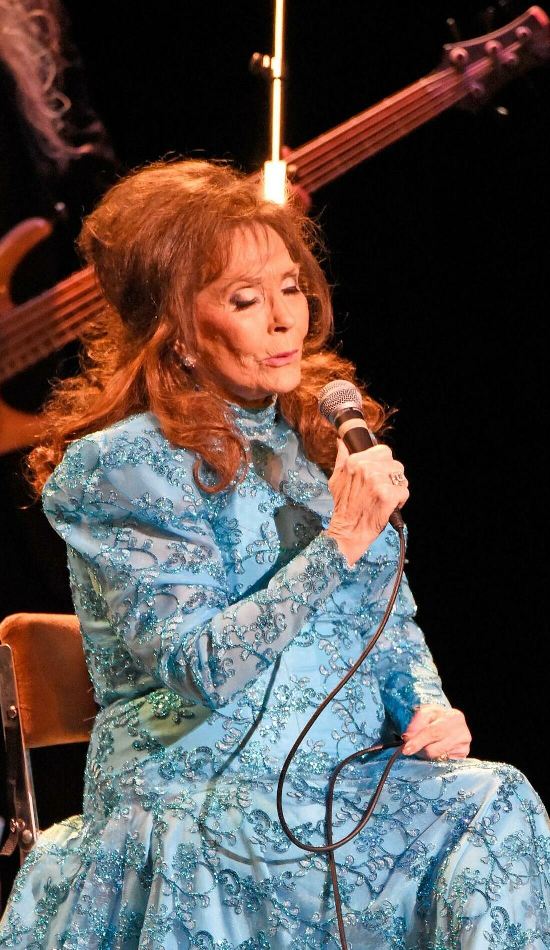 Loretta Lynn Tickets, 2024 Concert Tour Dates SeatGeek