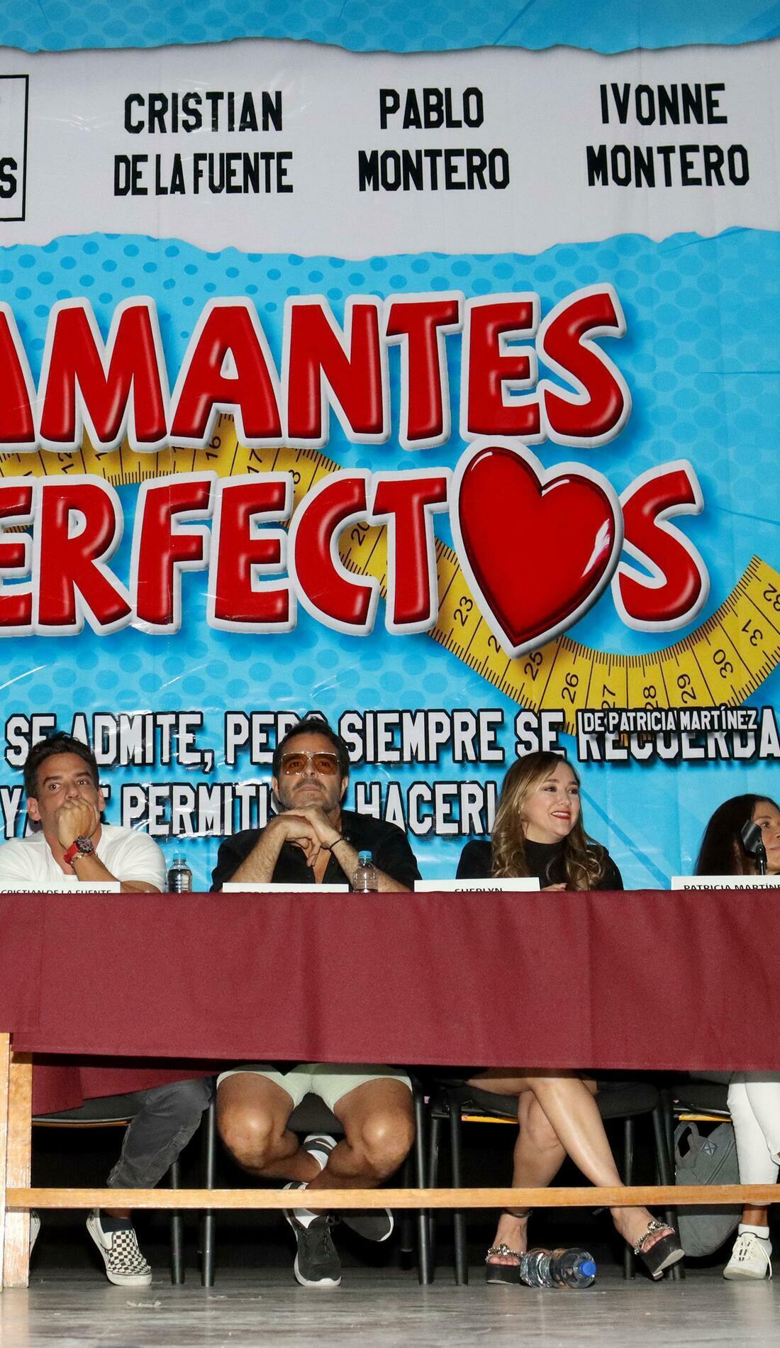 Los Amantes Perfectos Concert Tickets, 2024 Tour Dates & Locations