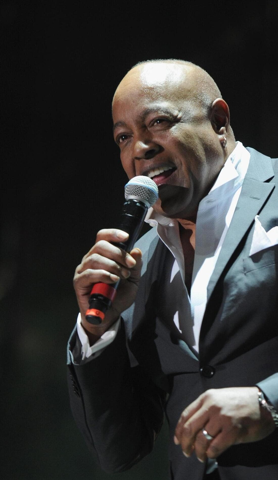 Peabo Bryson Tickets, 2024 Concert Tour Dates SeatGeek