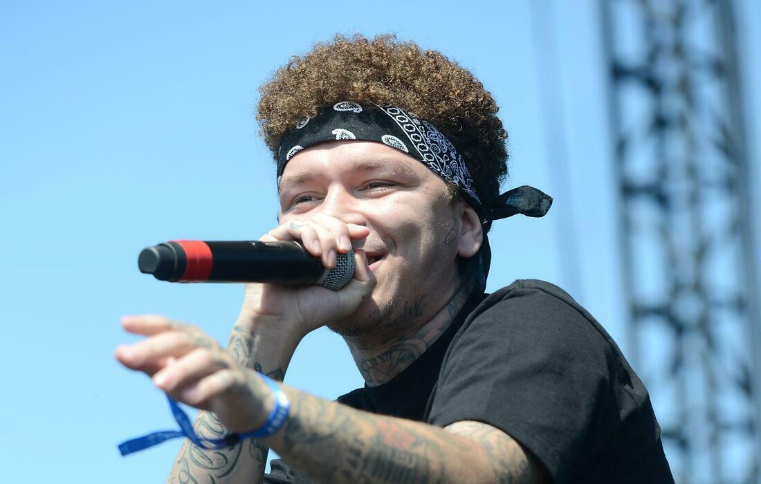 Phora (18+)