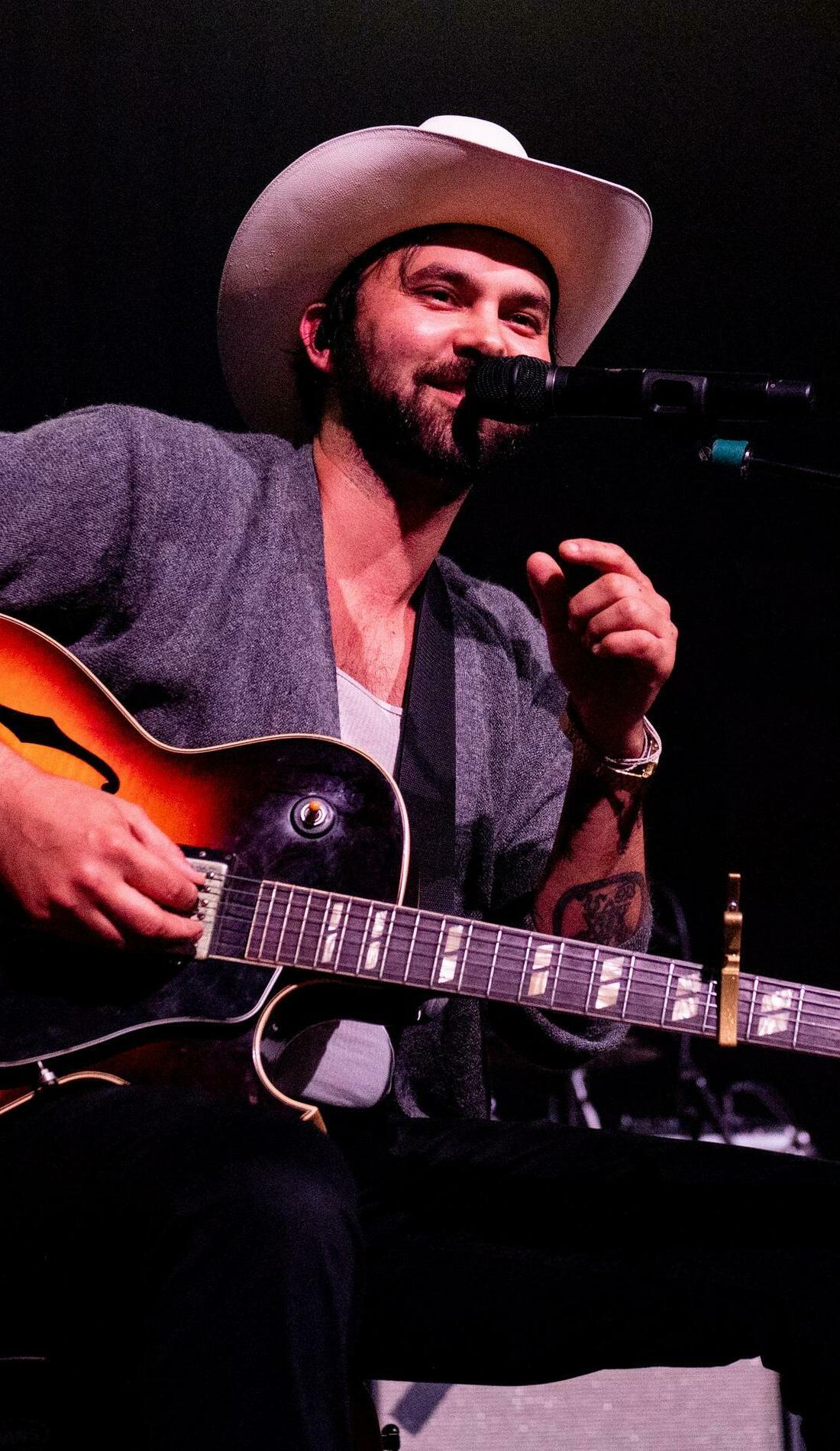 Shakey Graves Concert Tickets, 2024 Tour Dates & Locations SeatGeek