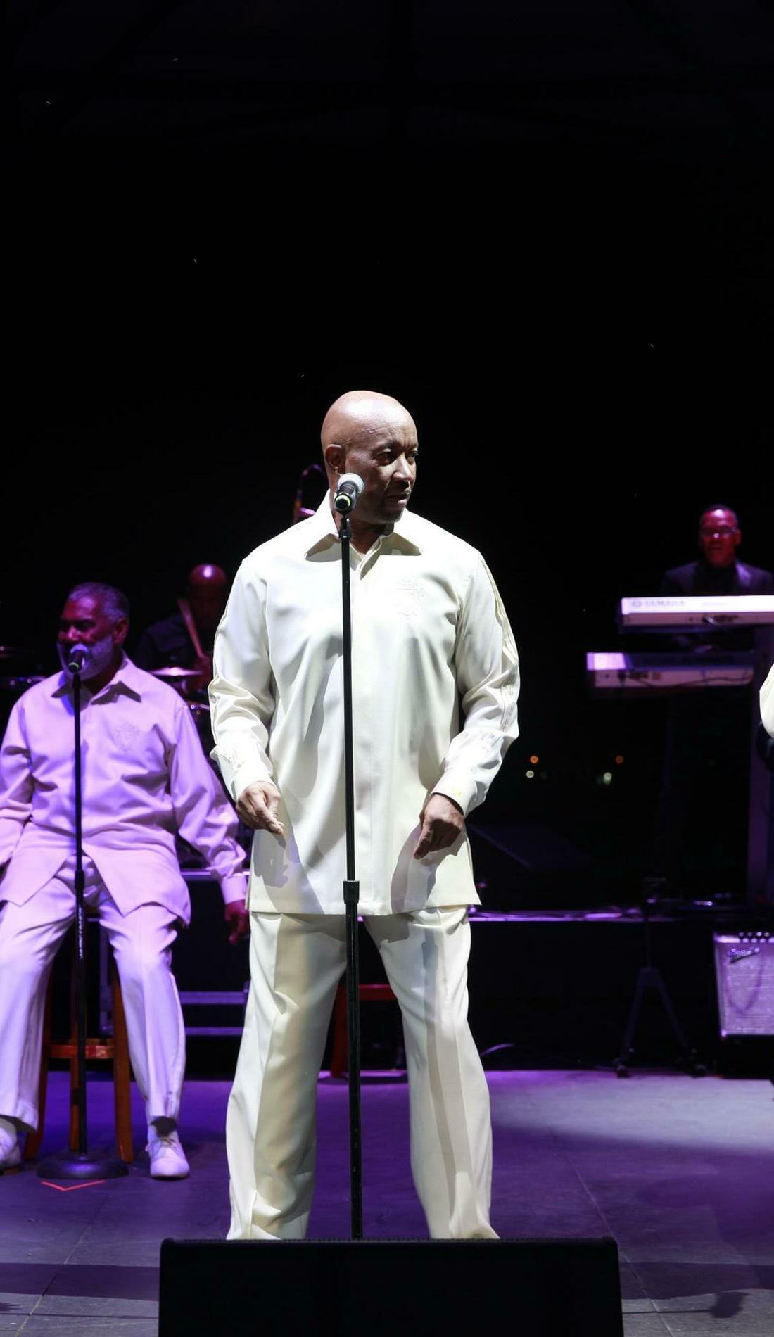 The Whispers Concert Tickets, 2024 Tour Dates & Locations SeatGeek