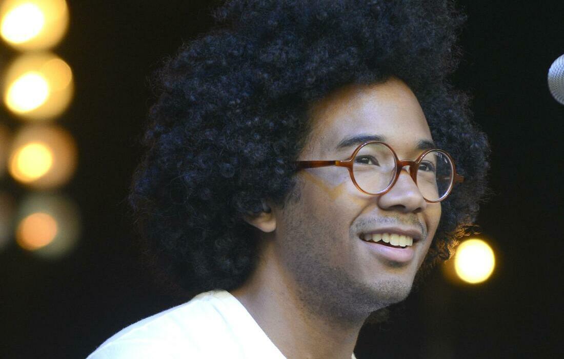 Toro Y Moi