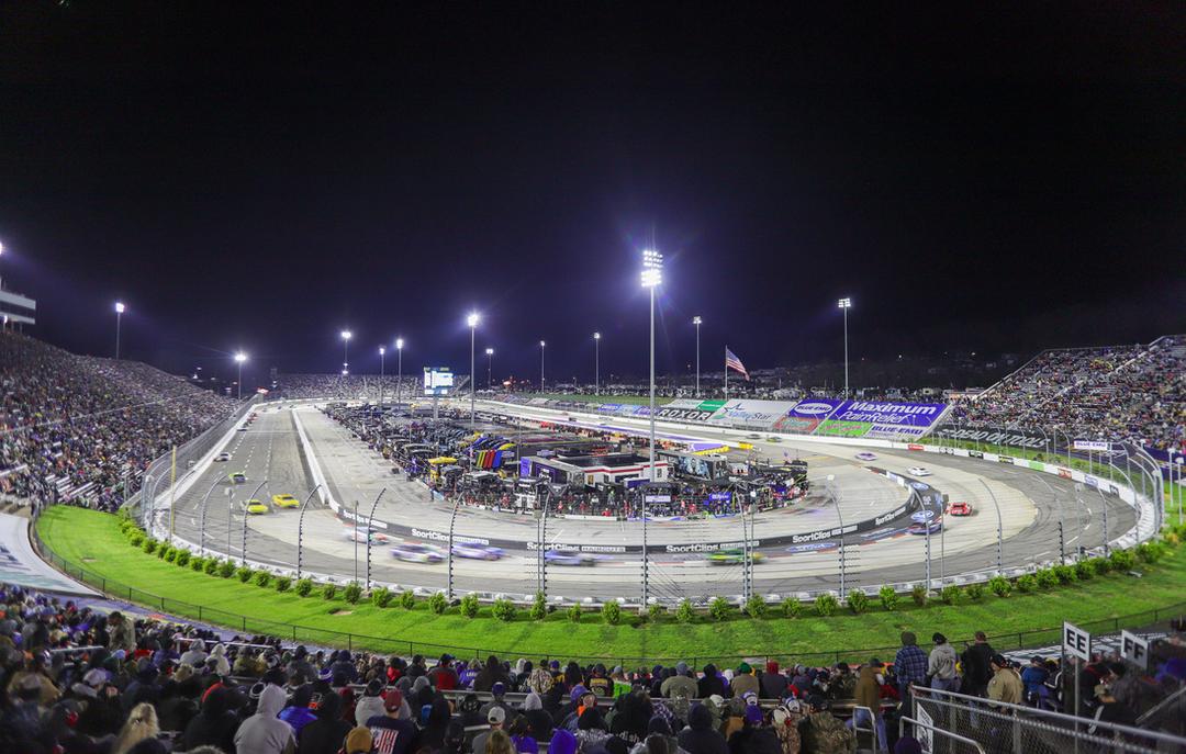 Martinsville Speedway Featured Live Event Tickets & 2024 Schedules