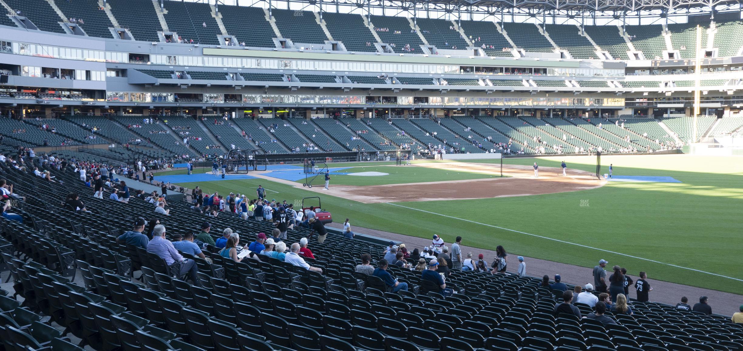 Seating view for Guaranteed Rate Field Section 114