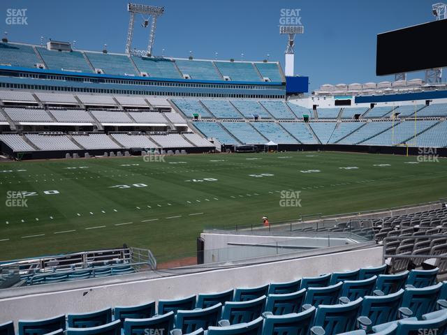 Seating view for EverBank Stadium Section 140