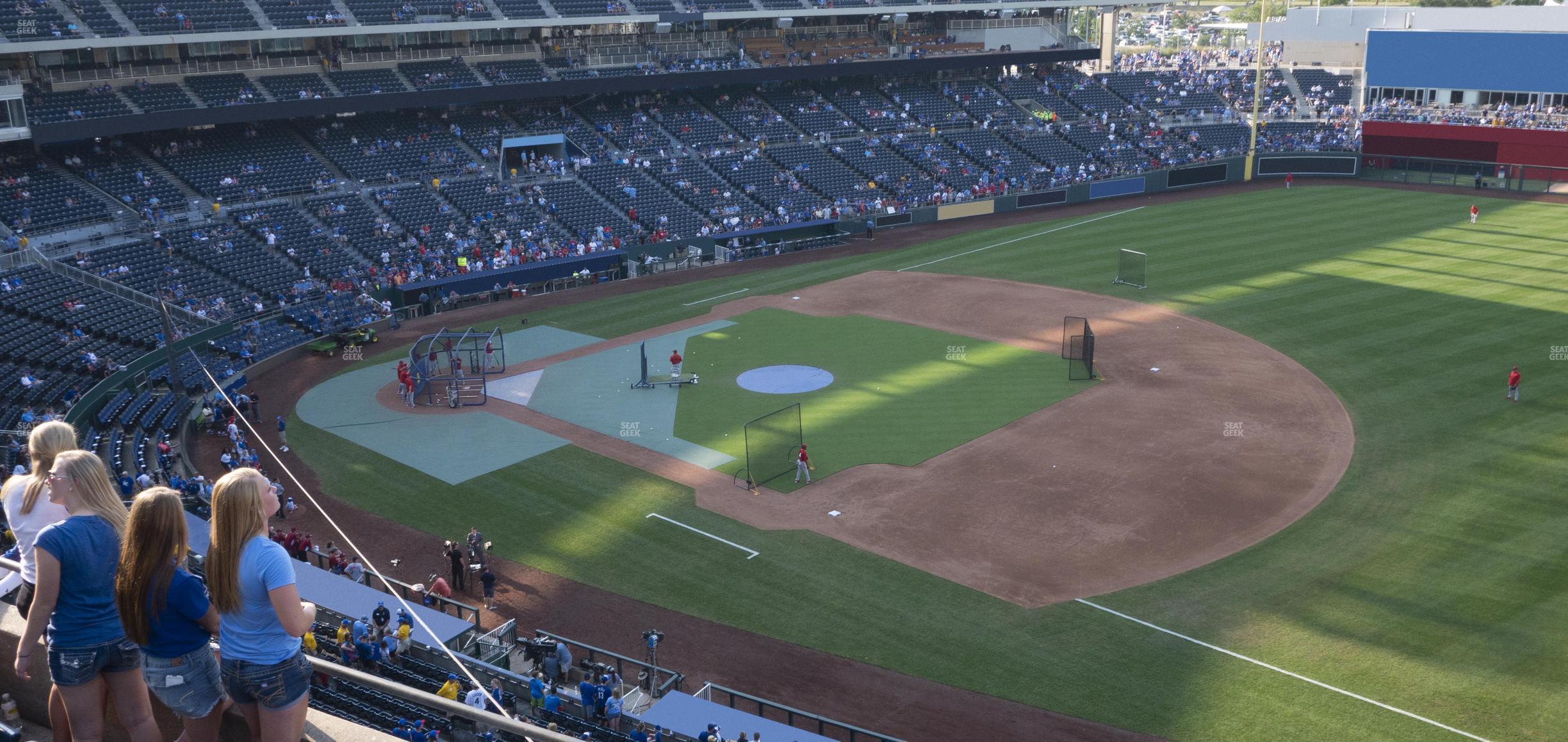 Seating view for Kauffman Stadium Section 433