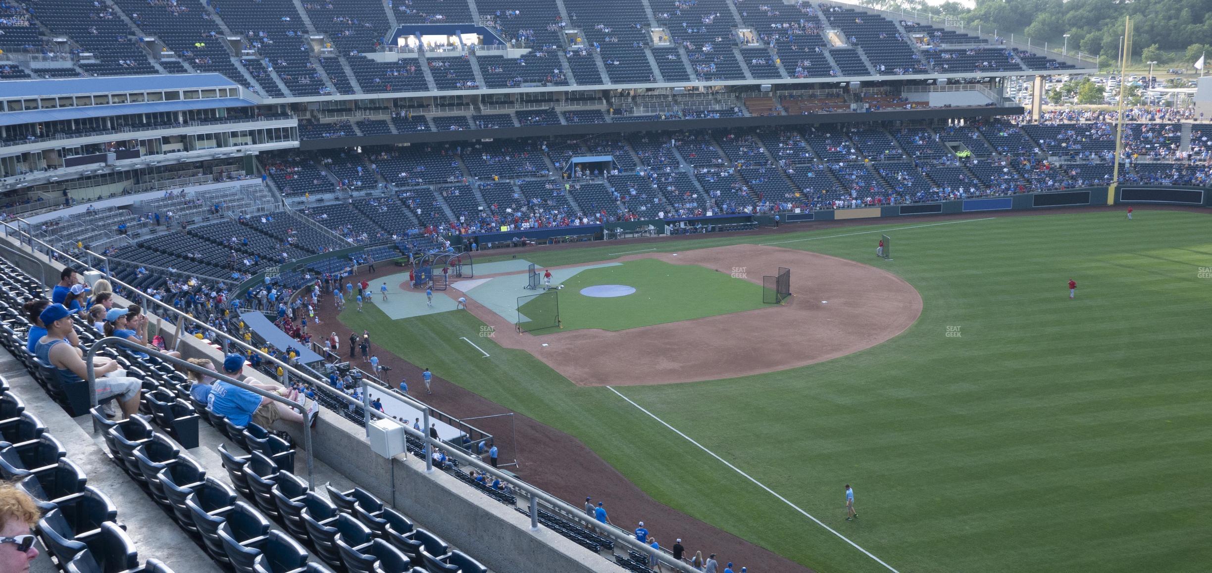 Seating view for Kauffman Stadium Section 438