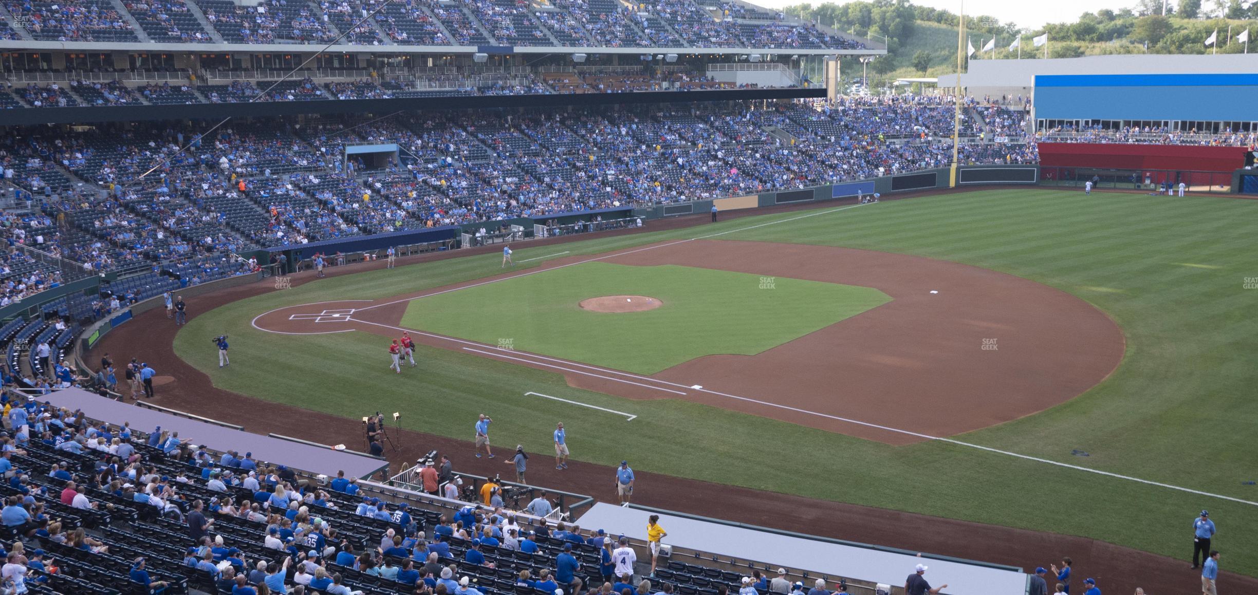 Seating view for Kauffman Stadium Section 320