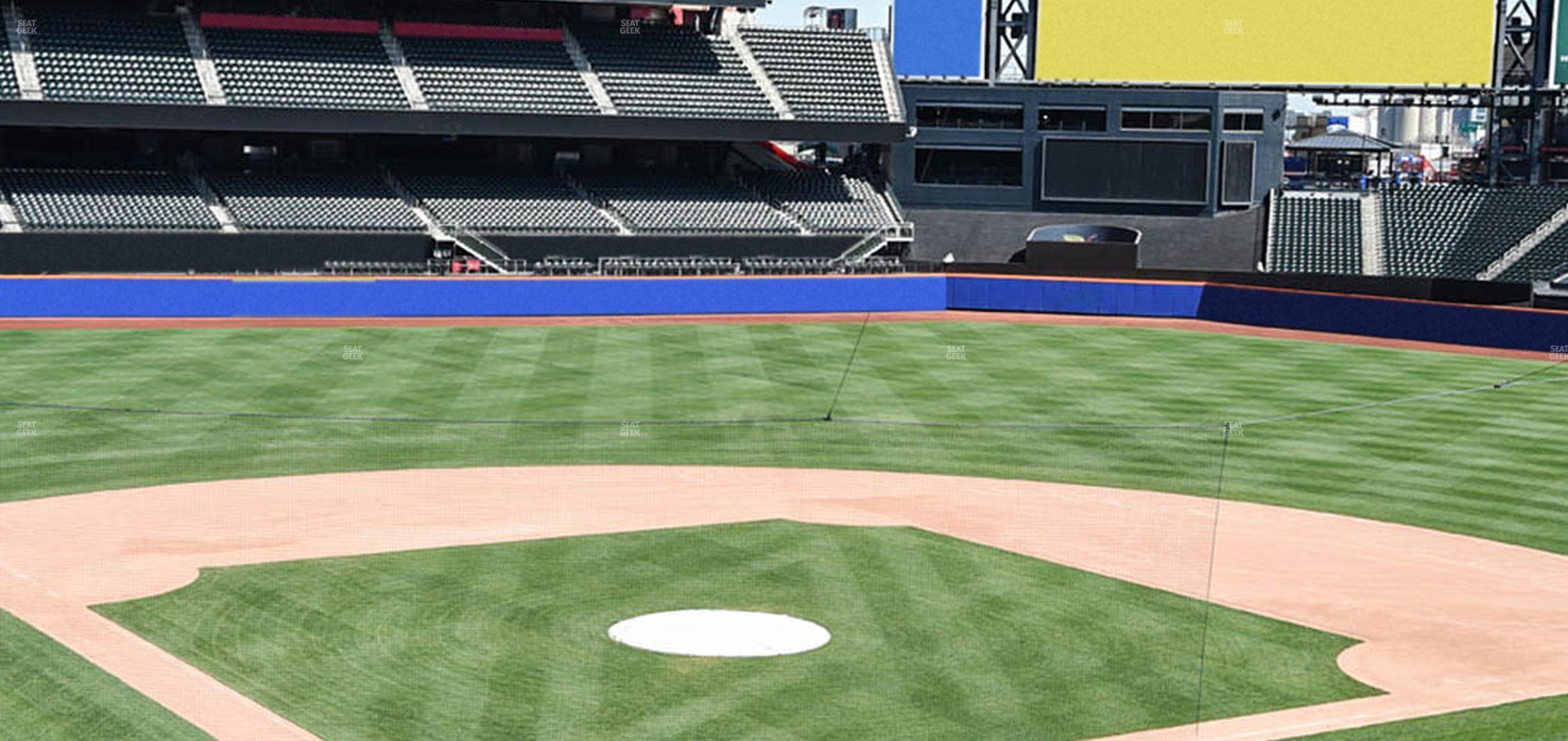 Seating view for Citi Field Section Empire Suite 219