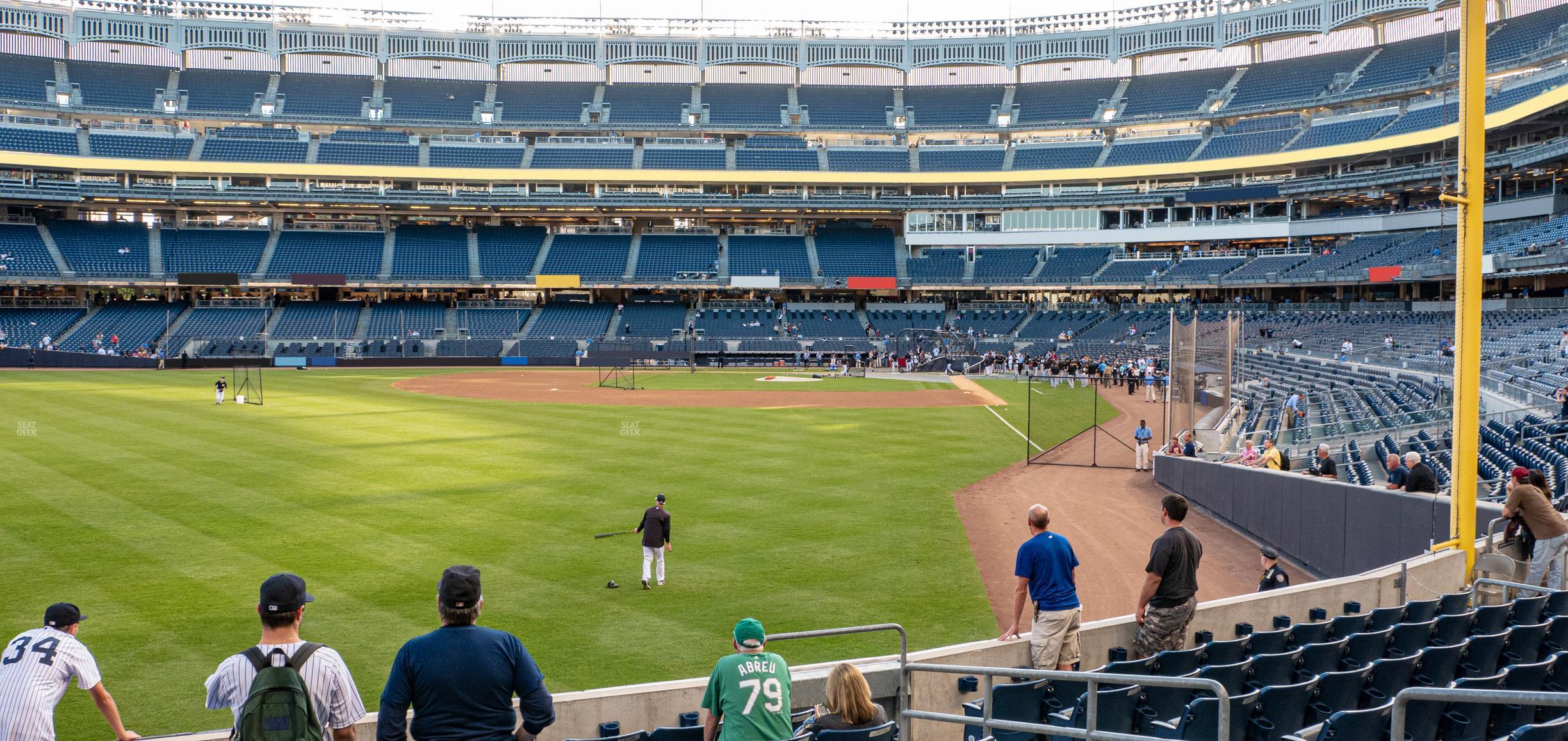 Seating view for Yankee Stadium Section Field Level 133