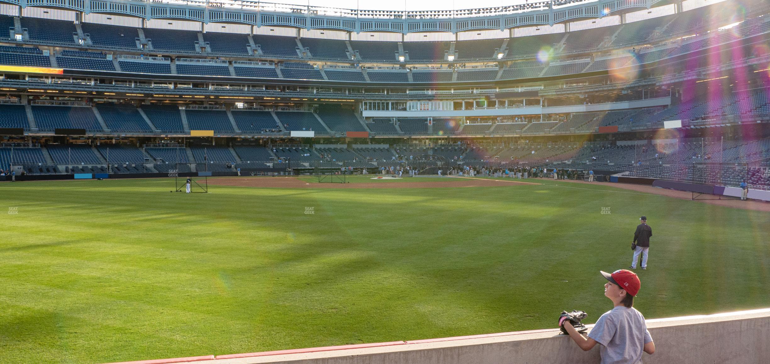 Seating view for Yankee Stadium Section Field Level 136