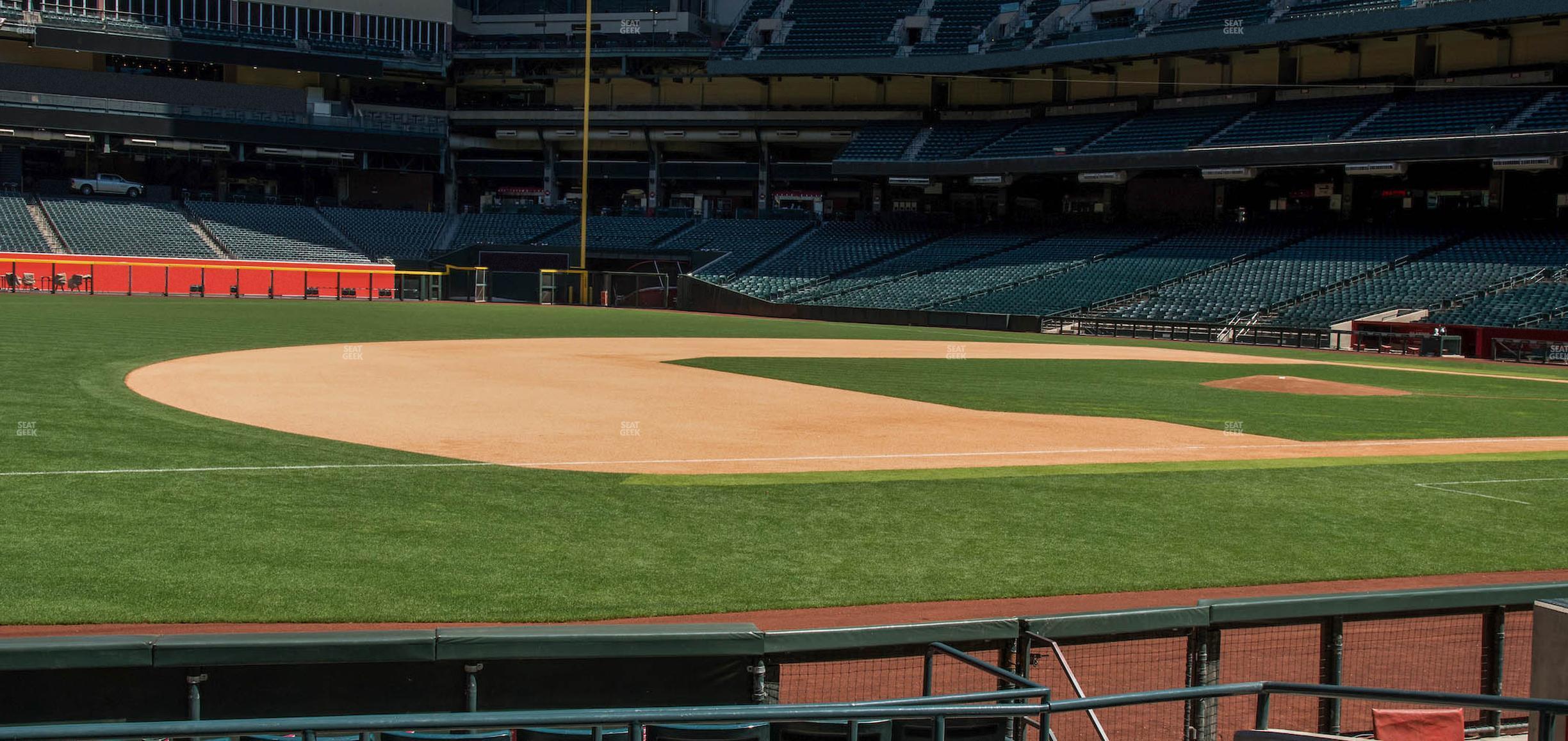 Seating view for Chase Field Section R