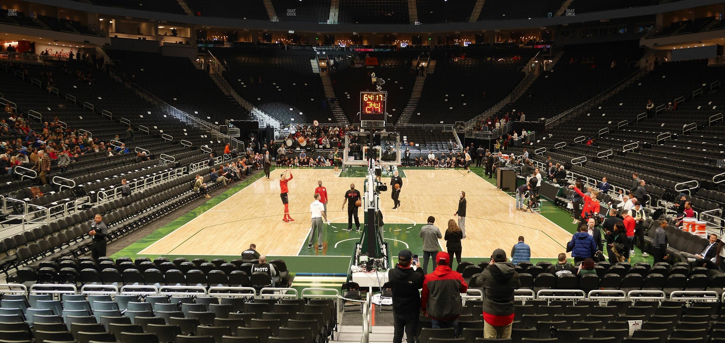 Seating view for Fiserv Forum Section 122