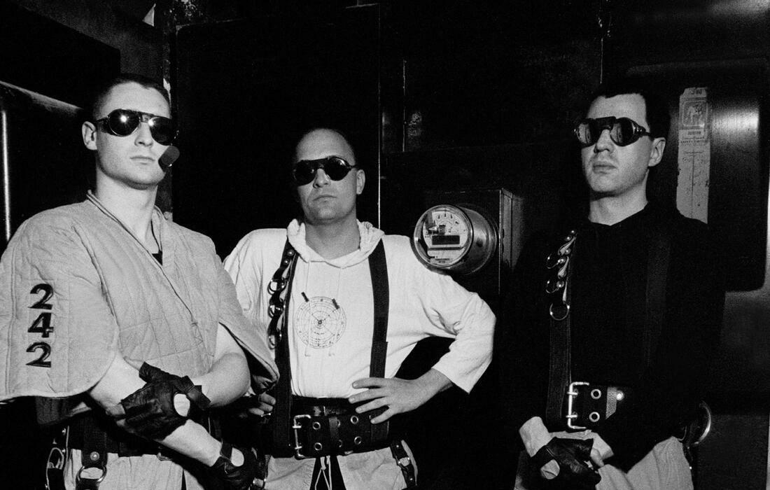 Front 242 (21+)