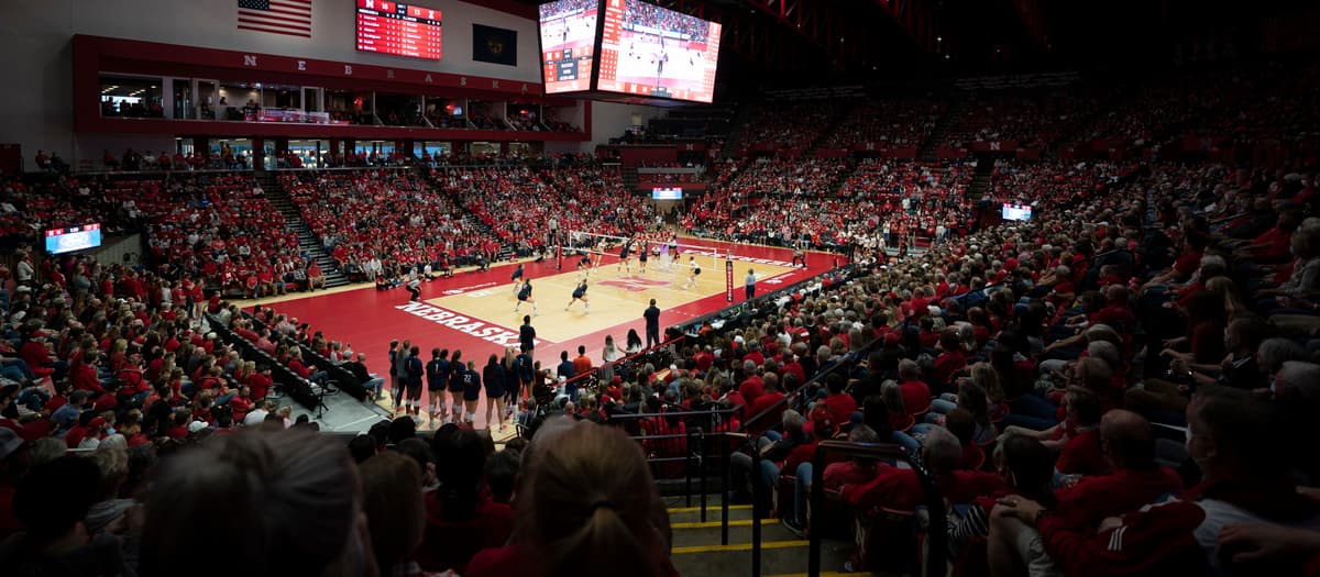 Bob Devaney Sports Center Featured Live Event Tickets & 2023 Schedules