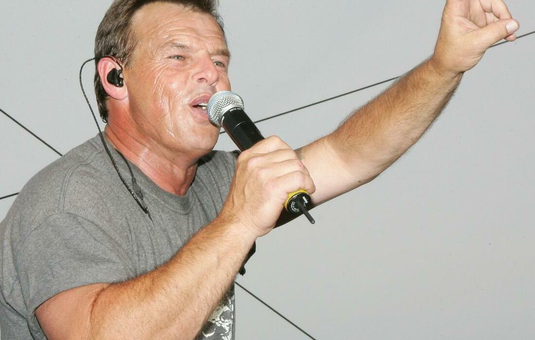 Roots and Boots: Sammy Kershaw (21+)