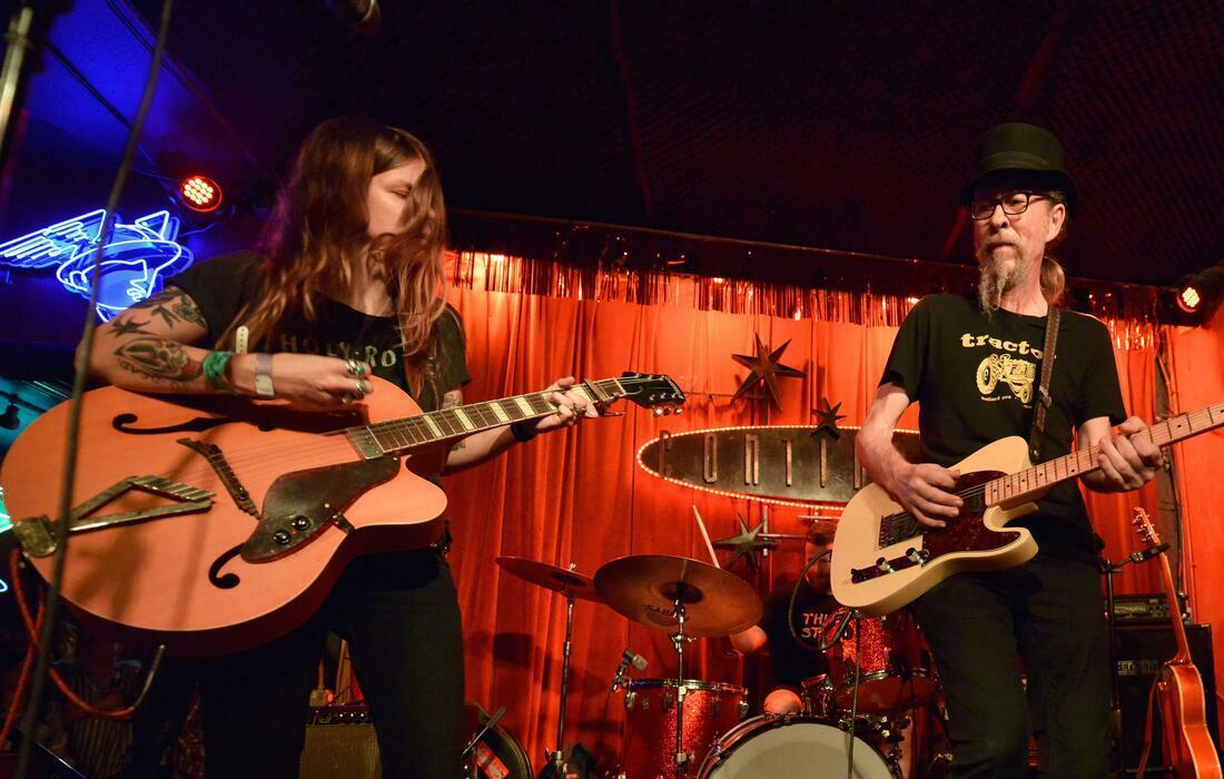 Sarah Shook And The Disarmers (21+)