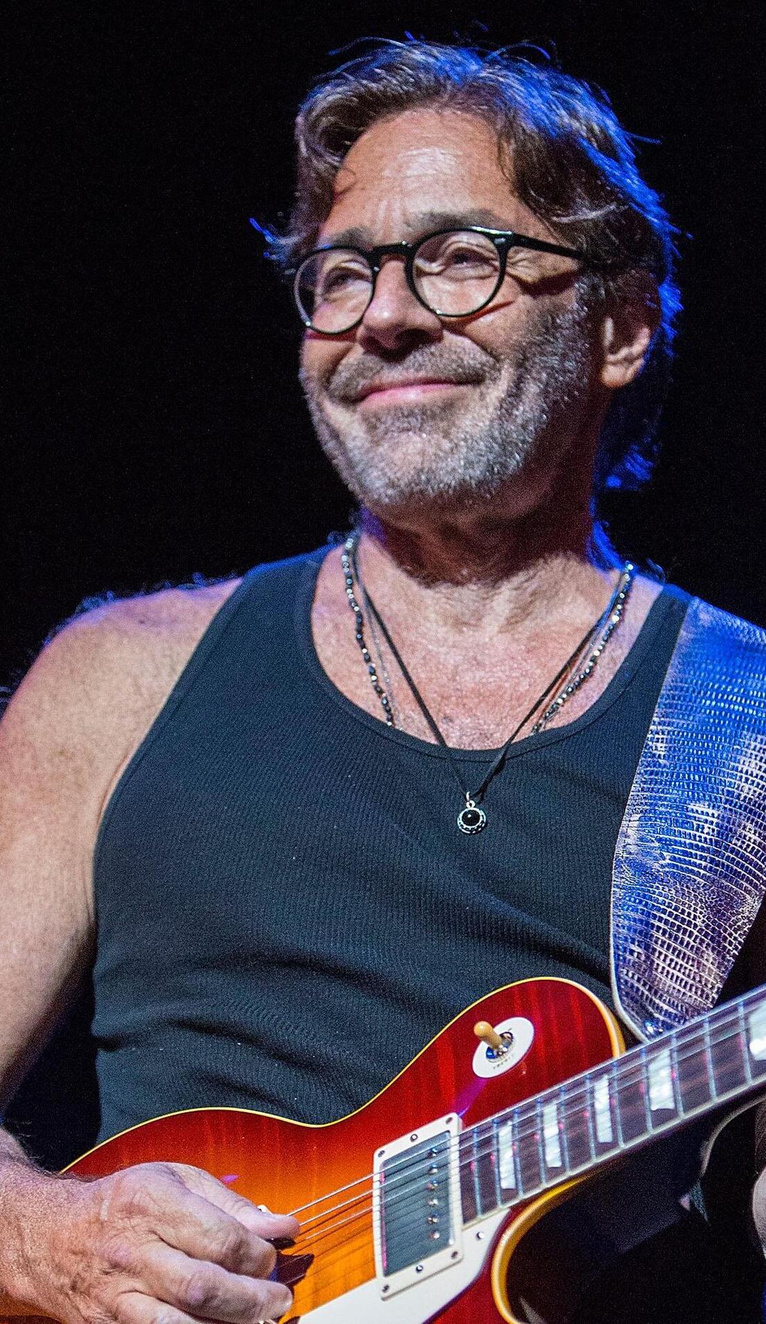 A Al Di Meola live event