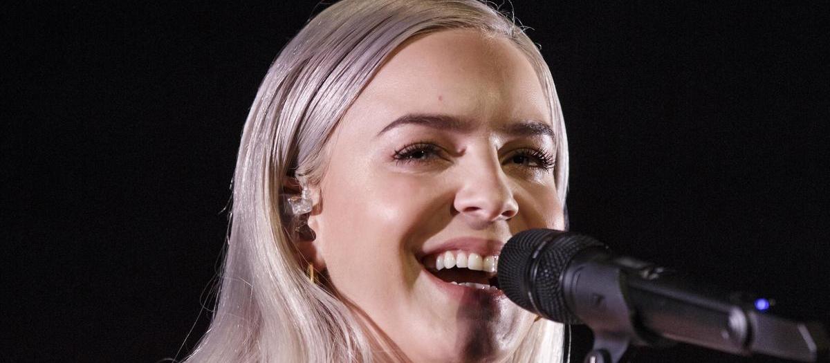 Anne-Marie Tickets