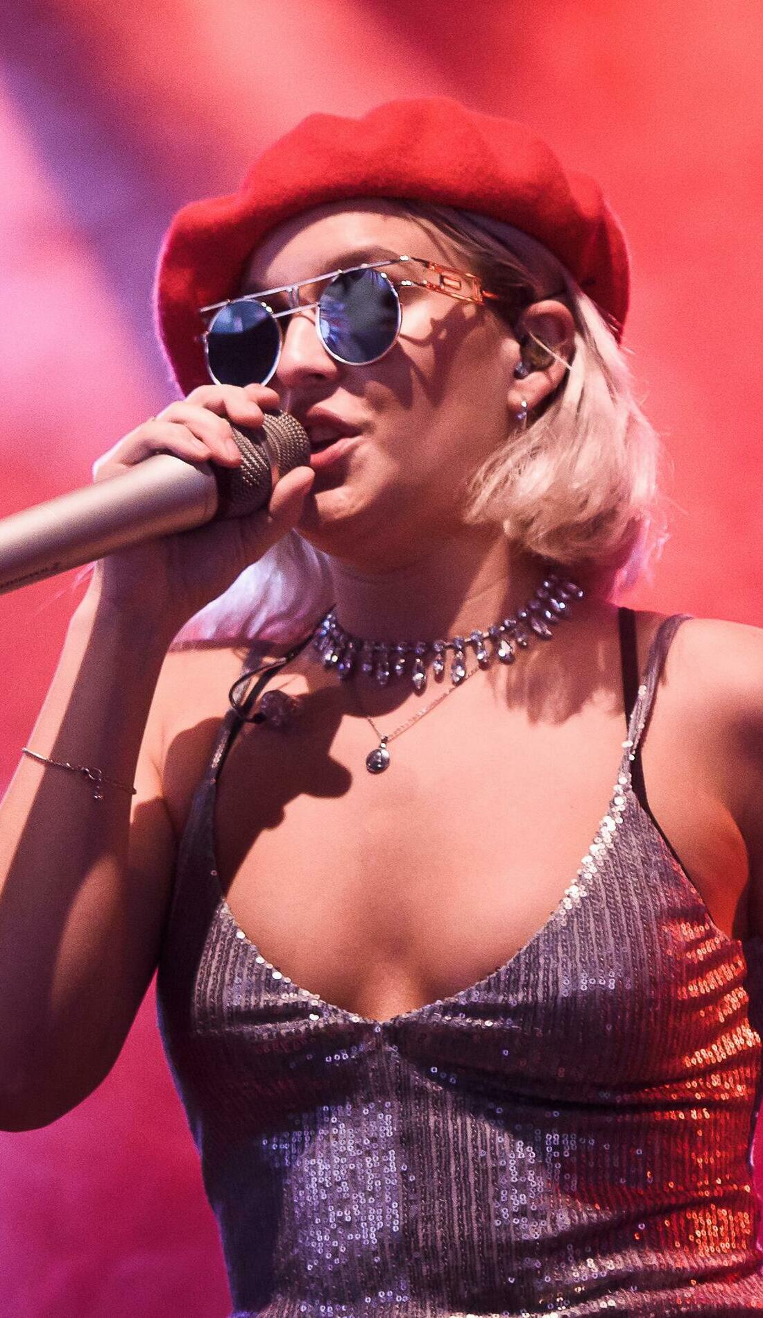 A Anne-Marie live event