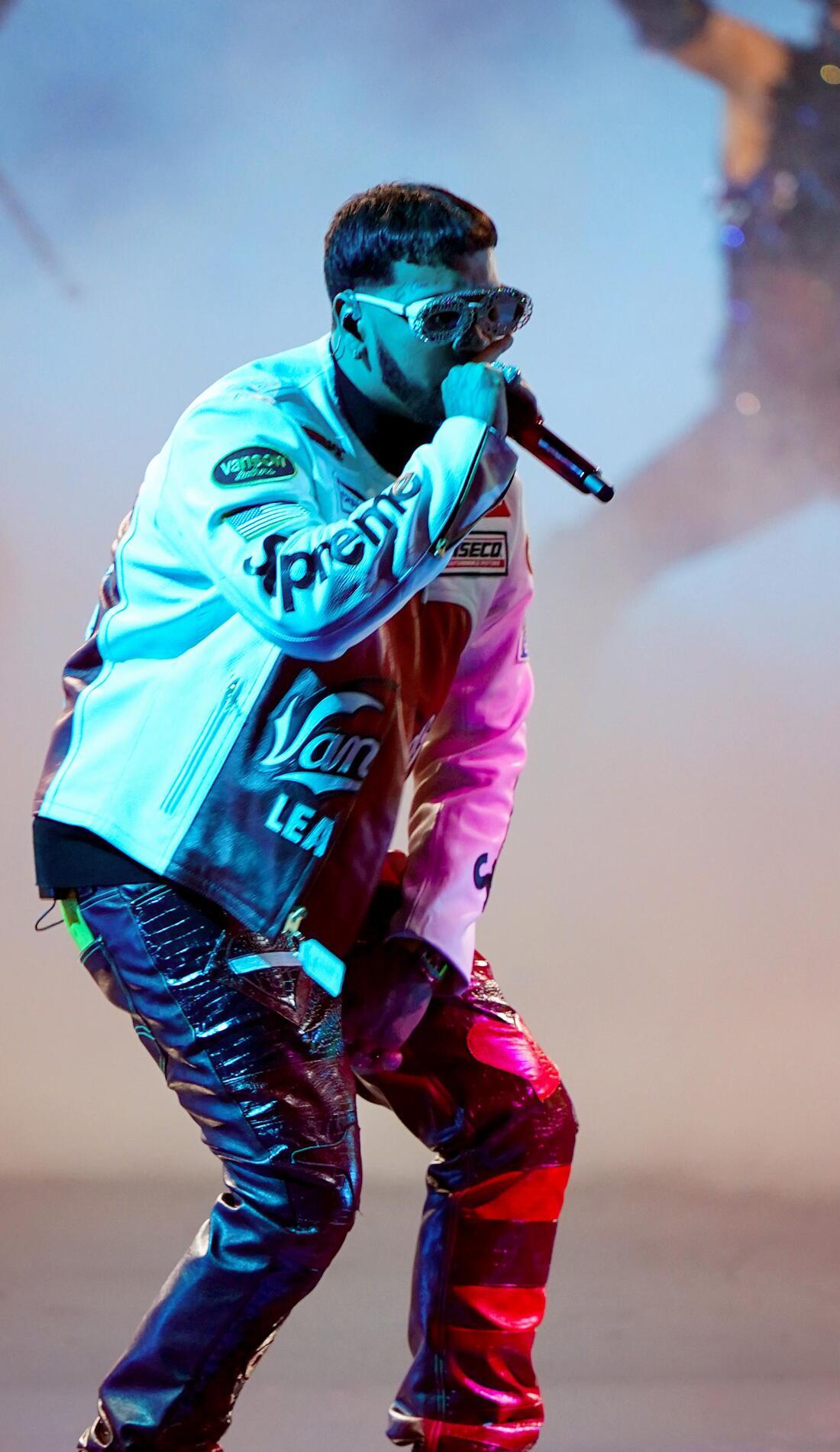 A Anuel AA live event