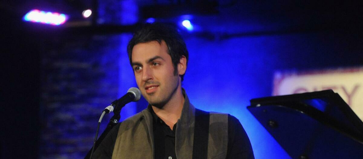 Ari Hest Tickets