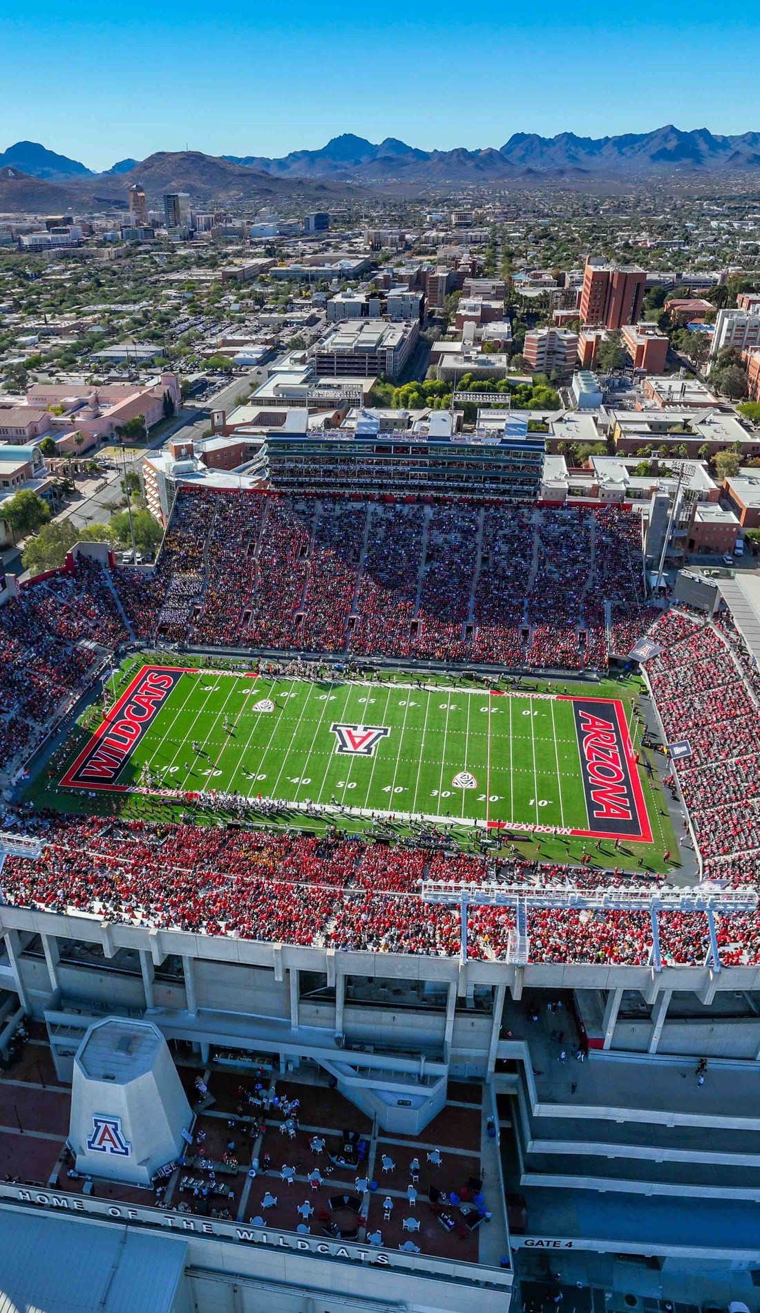 A Arizona Wildcats Football live event