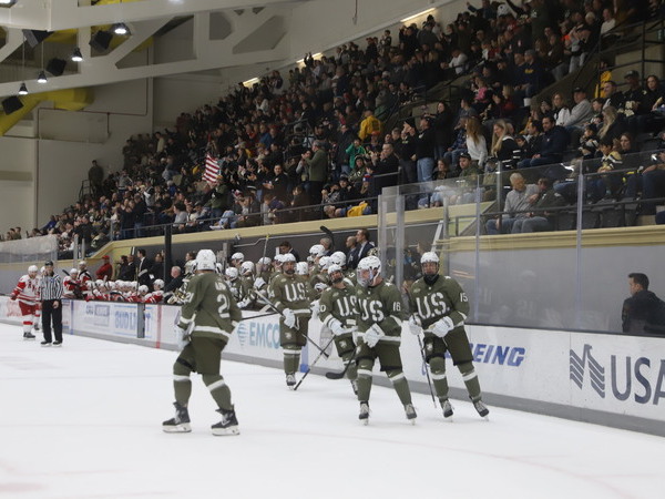 Niagara Purple Eagles at Sacred Heart Pioneers Mens Hockey tickets