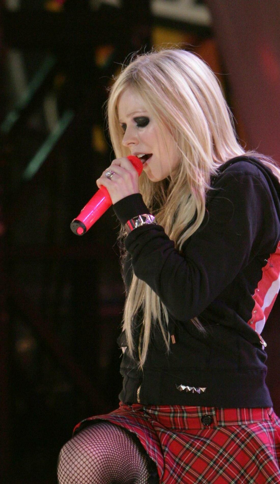 A Avril Lavigne live event
