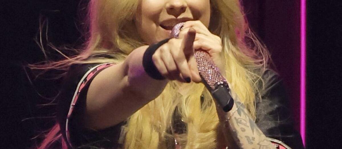 Avril Lavigne Tickets