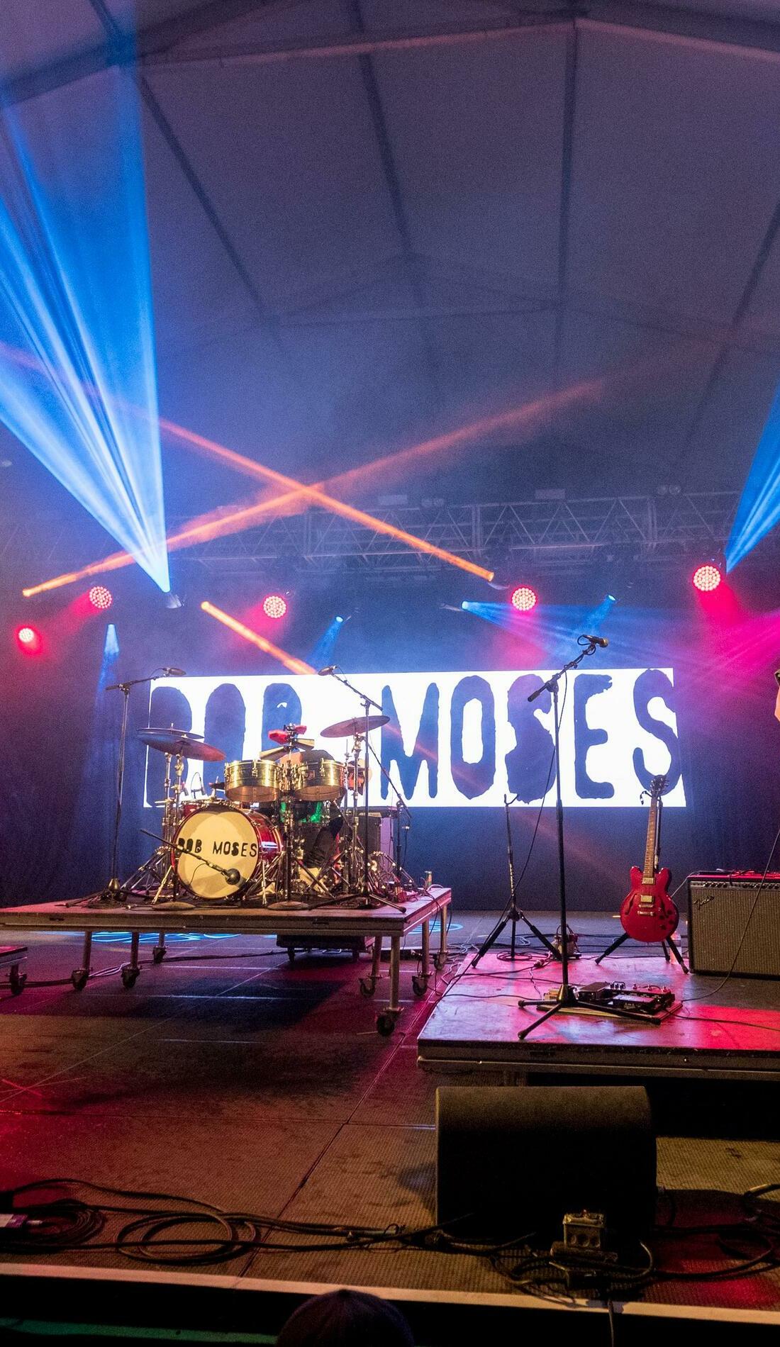 A Bob Moses live event