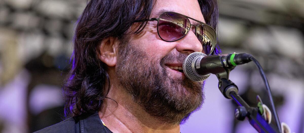Bob Schneider Tickets