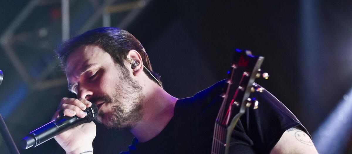 Breaking Benjamin Tickets
