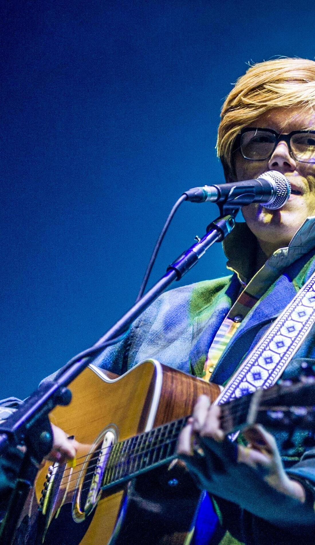 A Brett Dennen live event
