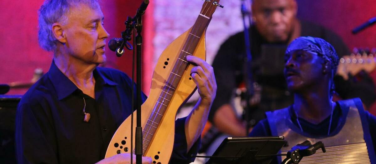 Bruce Hornsby & The Noisemakers Tickets