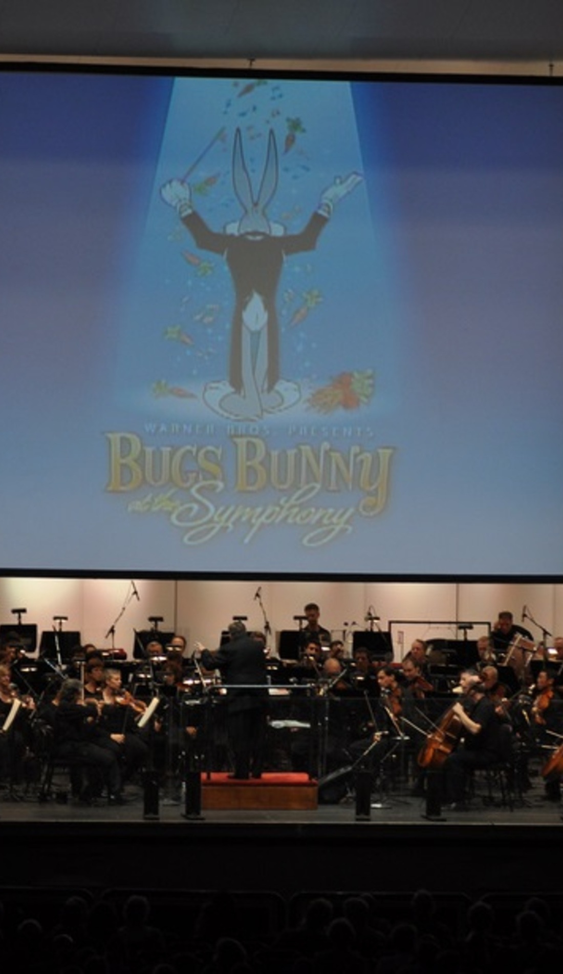 A Bugs Bunny at the Symphony live event