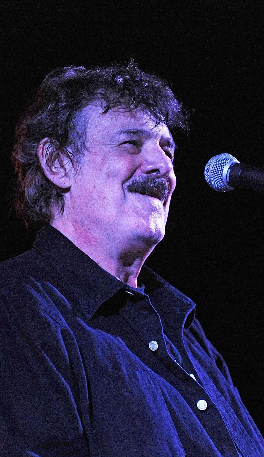 A Burton Cummings live event