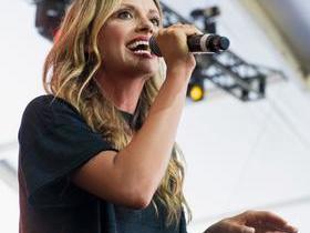 Carly Pearce with Matt Lang (18+)