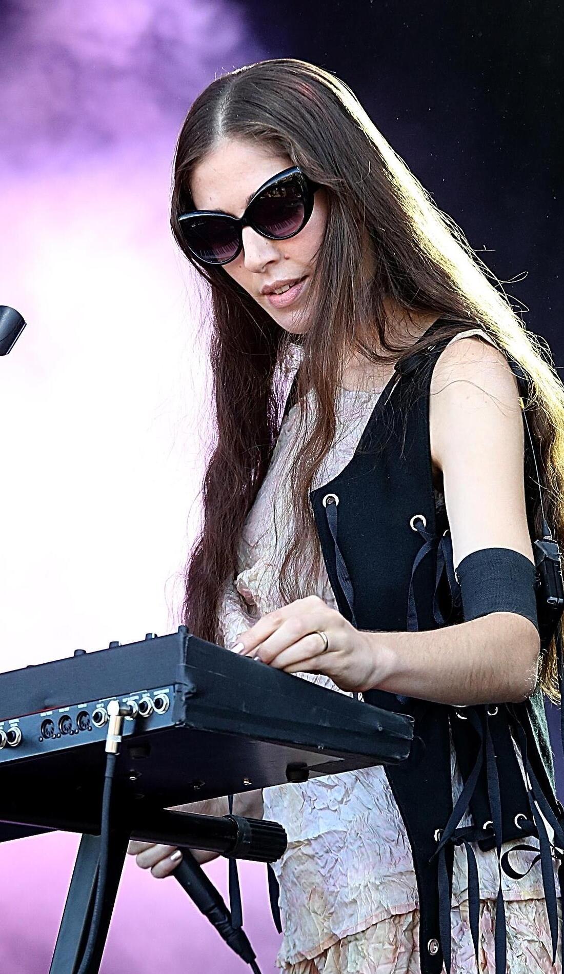 A Caroline Polachek live event