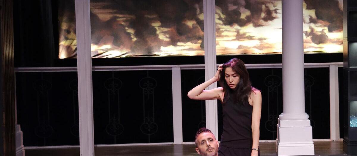 Cat on a Hot Tin Roof Tickets