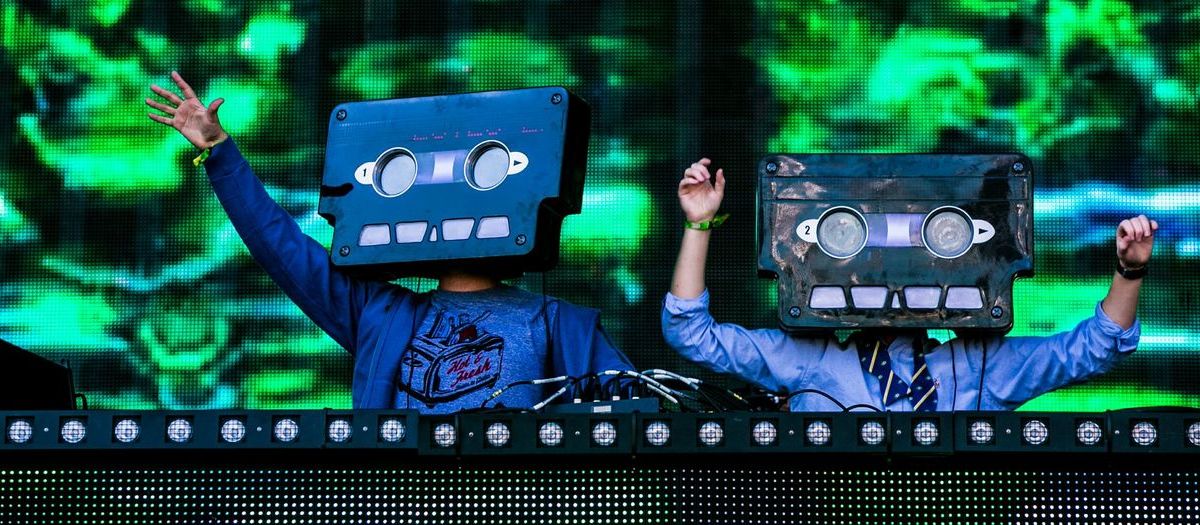 Cazzette Tickets
