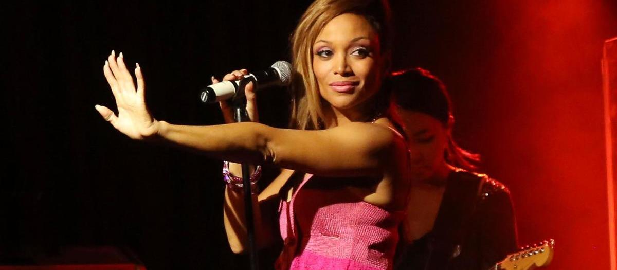 Chante Moore Tickets