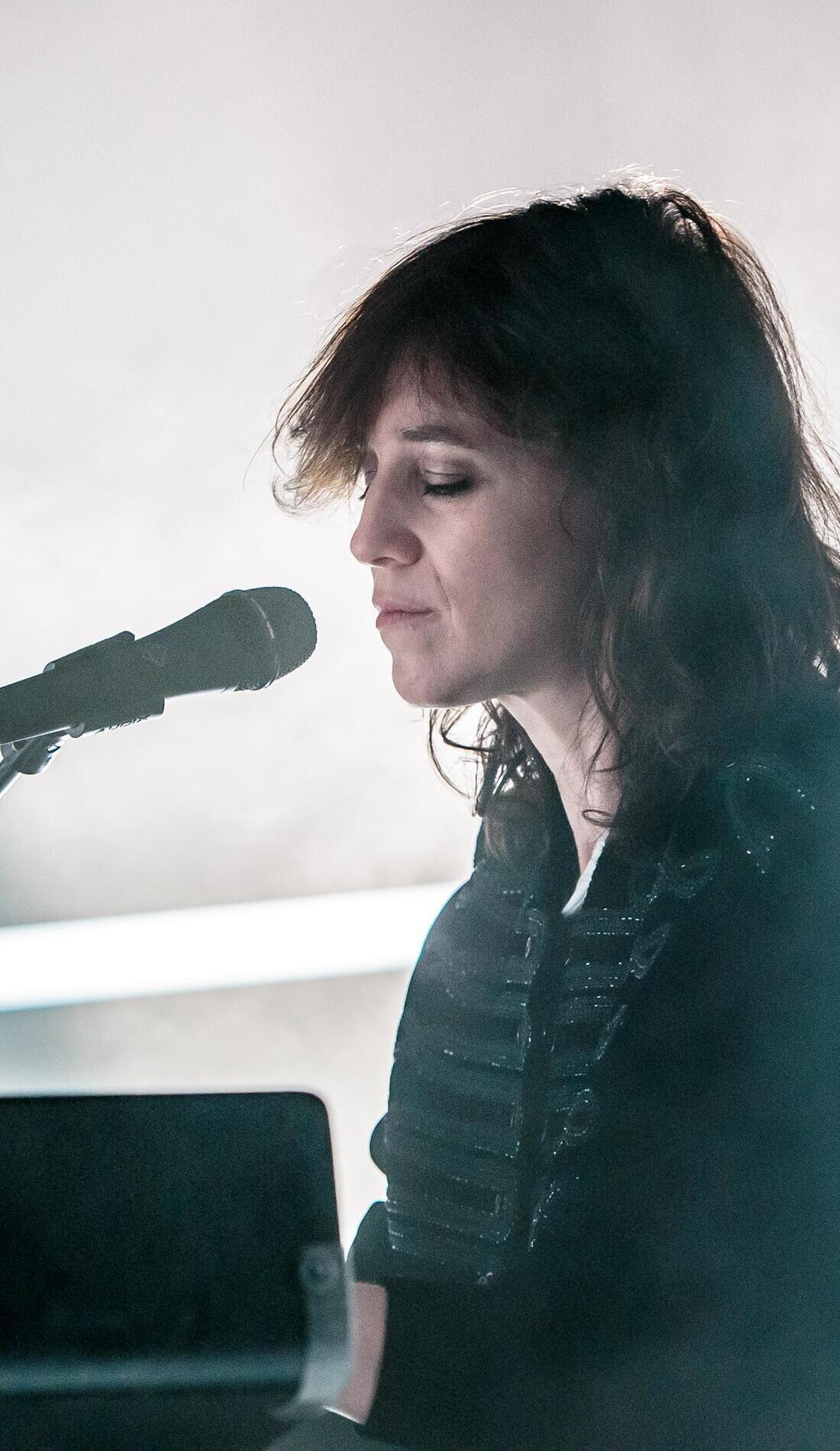 A Charlotte Gainsbourg live event