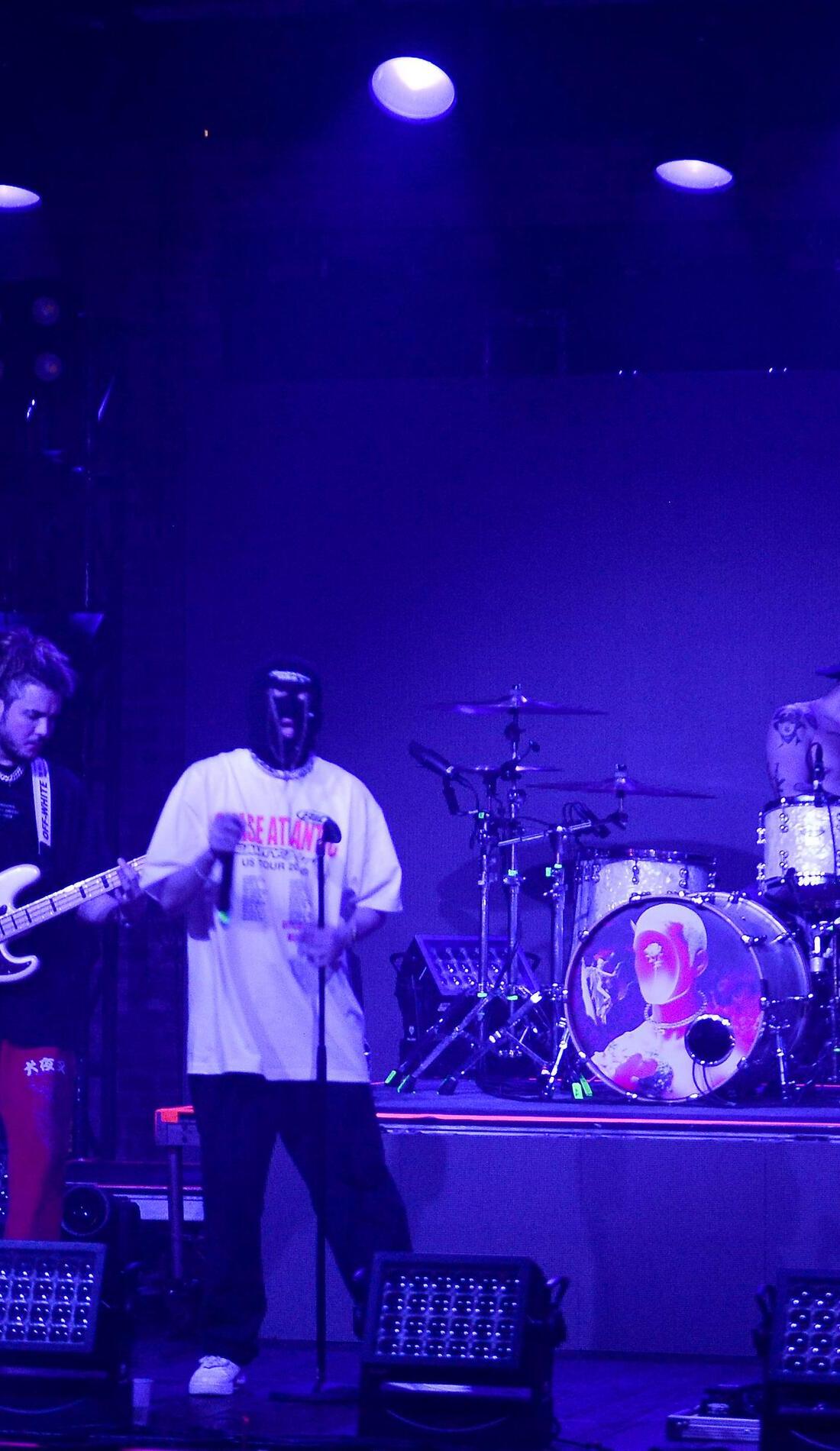 A Chase Atlantic live event