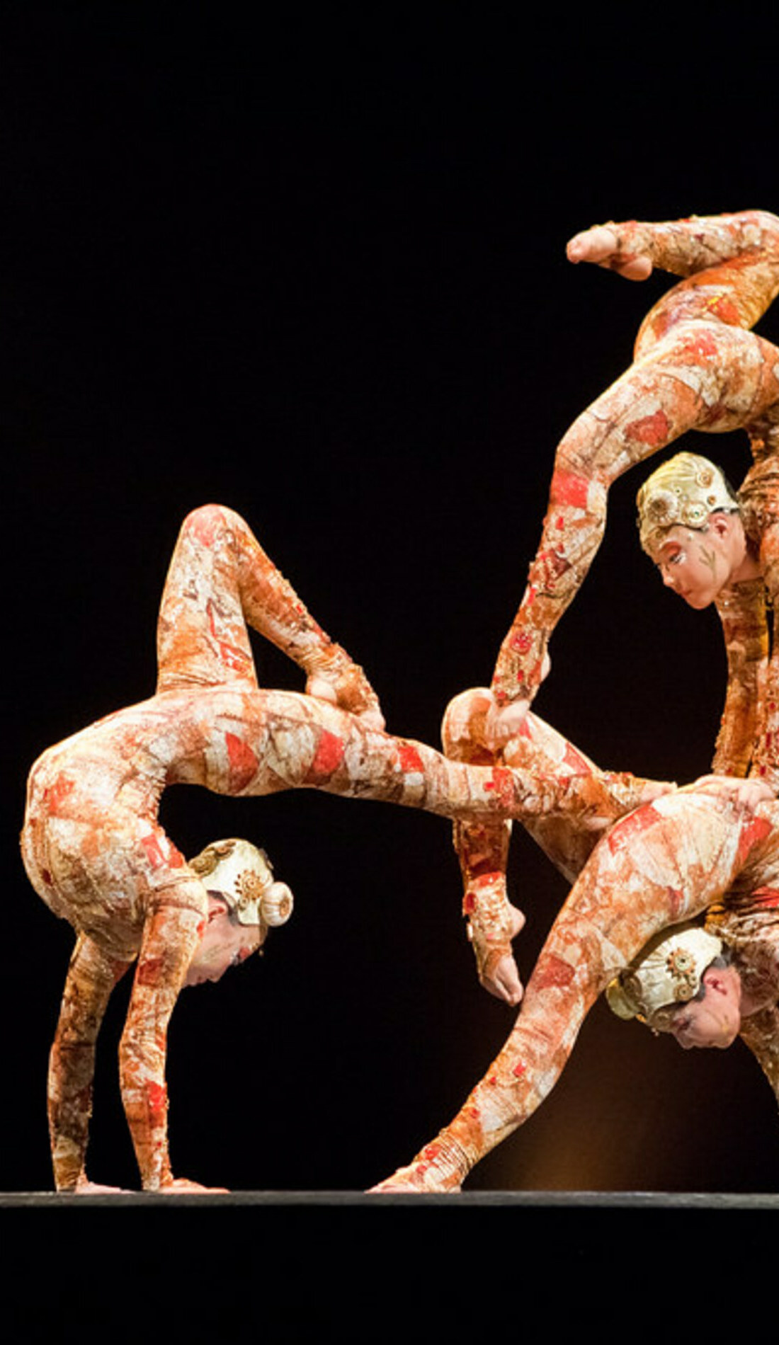 A Cirque du Soleil: Kooza live event