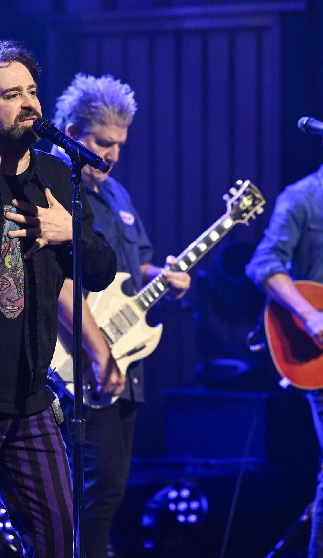A Counting Crows live event
